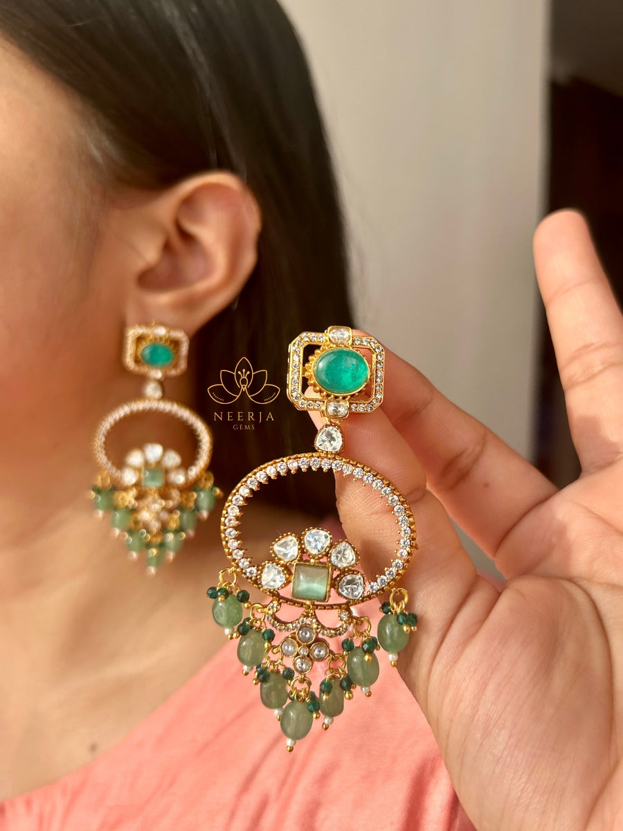 Emerald Mayura Chandbaali