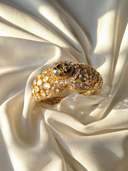 Noor-E-Kundan Heritage Kada