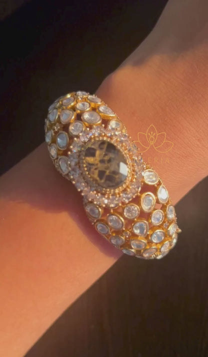 Noor-E-Kundan Heritage Kada